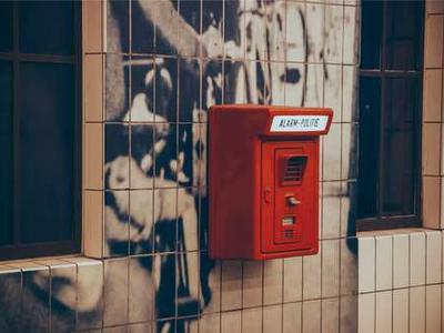 Israel bombs homes in southern Lebanon