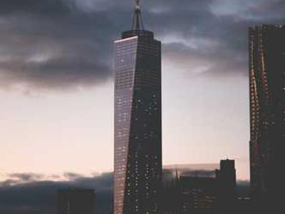 Jesus Christ! Xi Jinping Is Hugging Donald Trump on the Sidelines of Three US-Israeli Genocidal Wars